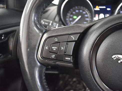 Used 2014 Jaguar F-TYPE image 17