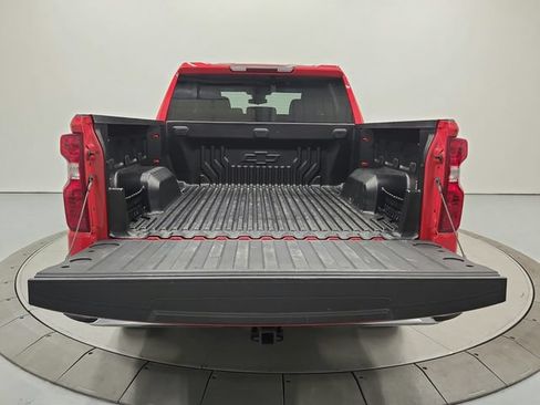 Used 2025 Chevrolet Silverado 1500 LT AWD/4WD image 36