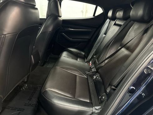 Used 2019 MAZDA MAZDA3 AWD Hatchback w/ Premium Pkg image 22