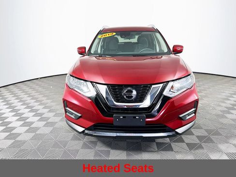 Used 2019 Nissan Rogue SV image 5
