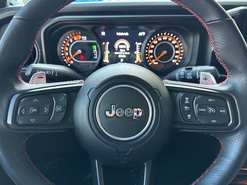 Used 2024 Jeep Wrangler Unlimited Rubicon 392 image 27