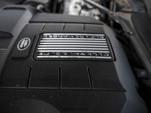 Used 2019 Land Rover Range Rover Supercharged AWD/4WD image 19