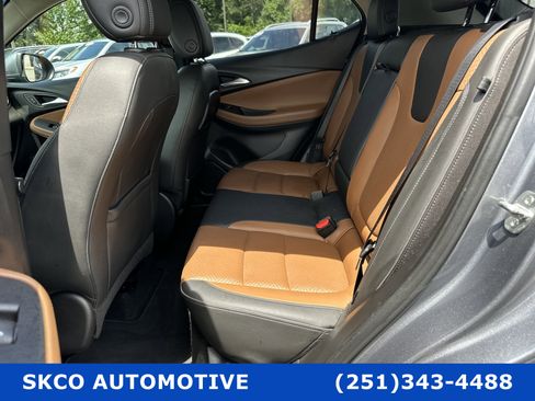 Used 2020 Buick Encore GX Essence image 14