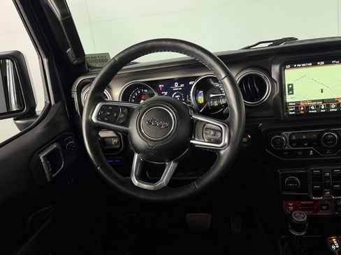 Used 2023 Jeep Wrangler Unlimited Rubicon 4xe w/ Steel Bumper Group AWD/4WD image 12