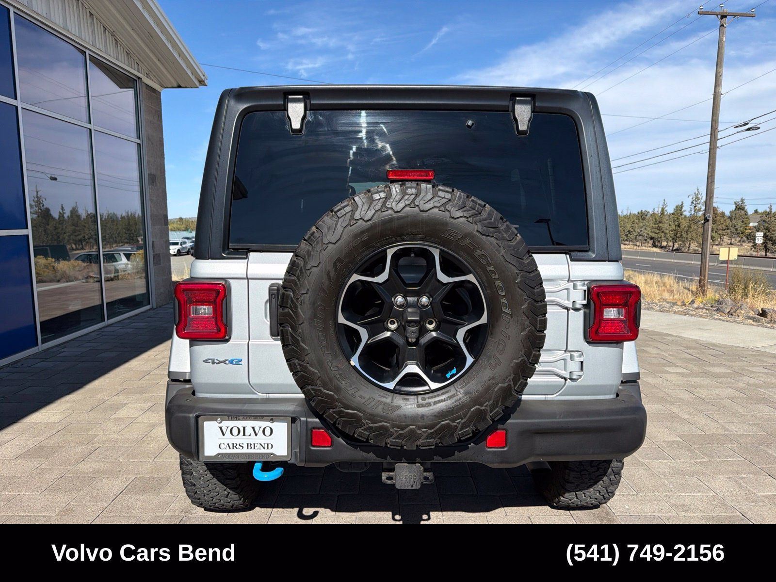 Used 2023 Jeep Wrangler Unlimited Rubicon 4xe w/ Steel Bumper Group AWD/4WD image 6