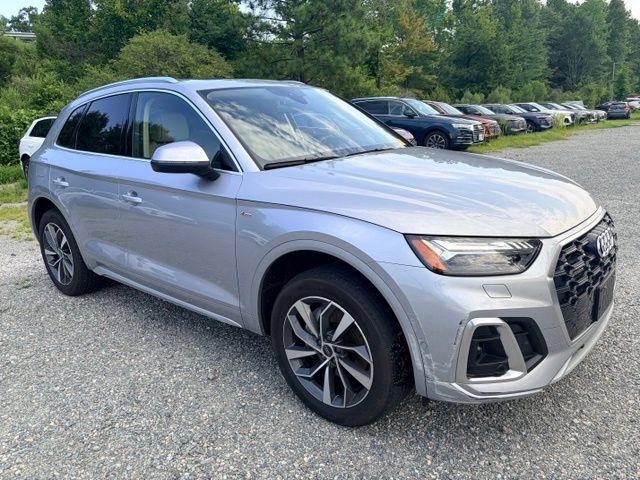 Certified 2023 Audi Q5 2.0T Prestige AWD/4WD image 3