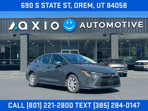 Used 2024 Toyota Corolla LE FWD image 1