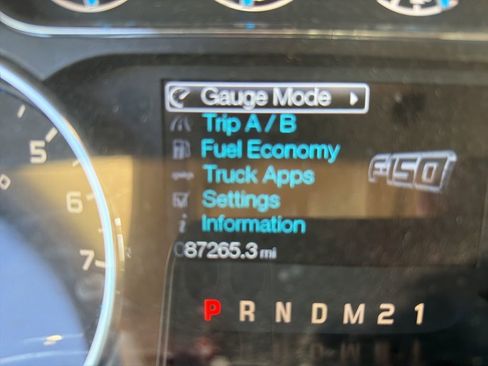 Used 2014 Ford F150 Lariat w/ Equipment Group 501A Mid image 14