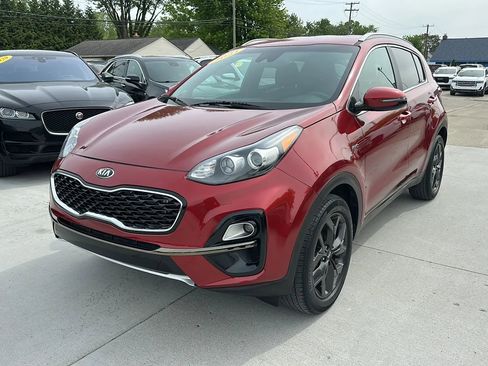 Used 2021 Kia Sportage S AWD/4WD image 1