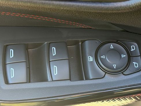 Used 2024 Chevrolet Trax RS image 13