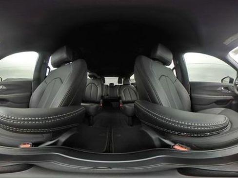 New 2025 Chrysler Voyager LX image 45