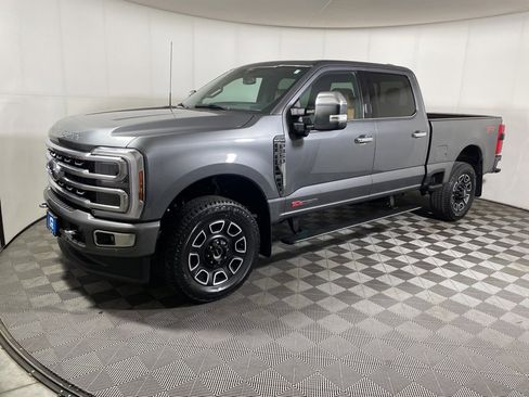 Used 2024 Ford F350 Platinum image 4