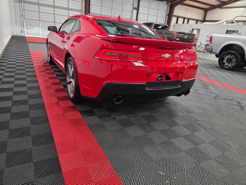 Used 2015 Chevrolet Camaro SS w/ Commemorative Special Edition RWD image 27