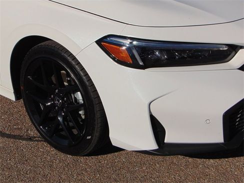 Certified 2025 Honda Civic Sport image 2