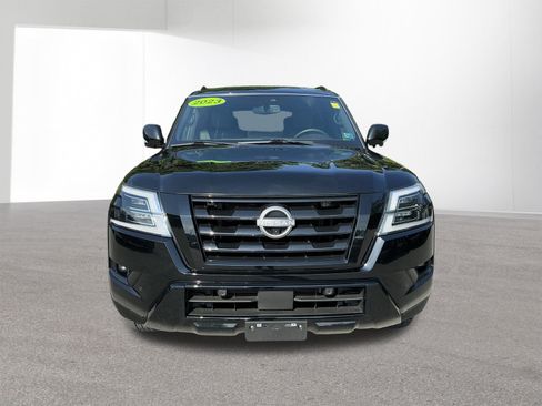 Used 2023 Nissan Armada SL w/ Midnight Edition Package AWD/4WD image 8