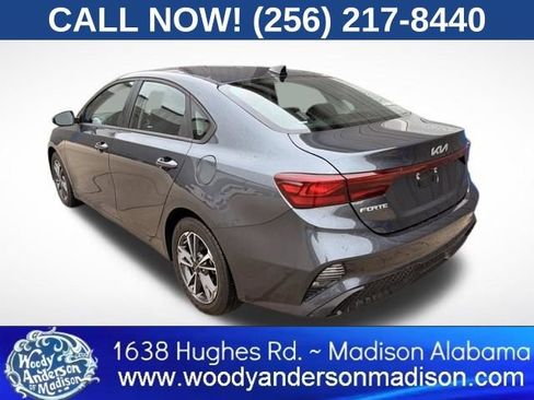Used 2024 Kia Forte LXS w/ LXS Technology Package FWD image 4