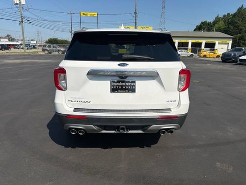 Used 2022 Ford Explorer Platinum w/ Equipment Group 601A AWD/4WD image 7
