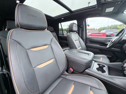 Used 2023 GMC Yukon AT4 w/ AT4 Premium Plus Package AWD/4WD image 27