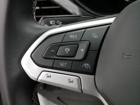 Certified 2024 Volkswagen Taos SEL image 26