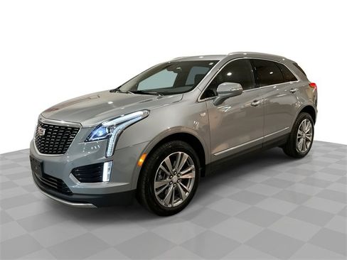 Certified 2025 Cadillac XT5 Premium Luxury image 1
