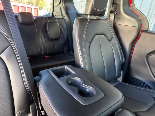 New 2026 Chrysler Pacifica Select FWD image 35