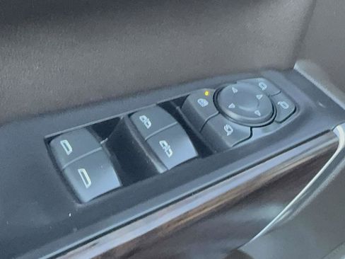 Used 2021 GMC Sierra 1500 SLT w/ SLT Premium Plus Package image 22