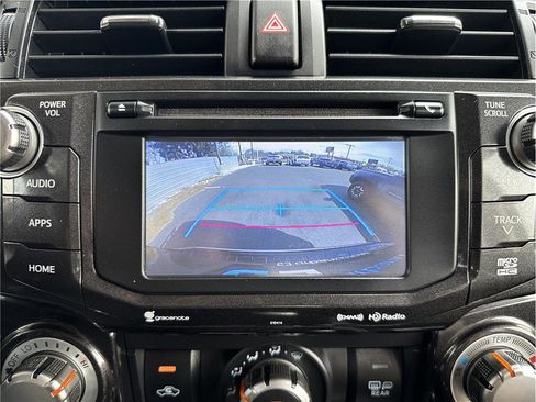 Used 2018 Toyota 4Runner TRD Off-Road AWD/4WD image 24