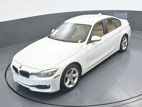 Used 2014 BMW 320i Sedan image 41