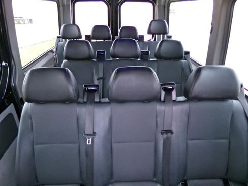 Used 2011 Mercedes-Benz Sprinter 2500 image 13