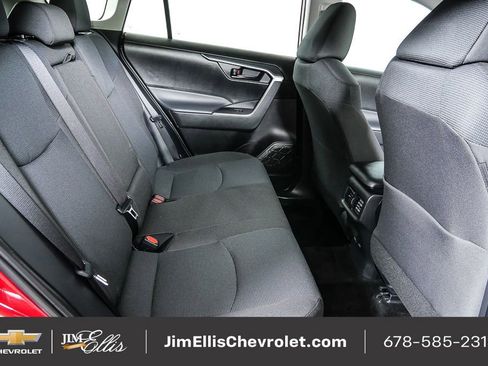 Used 2025 Toyota RAV4 LE image 21