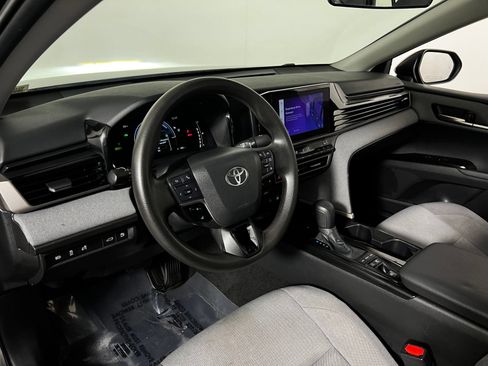 Certified 2025 Toyota Camry LE FWD image 12