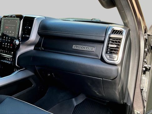 Used 2021 RAM 1500 Laramie AWD/4WD image 21
