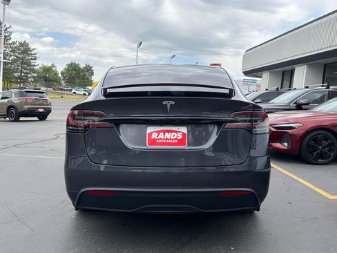 Used 2022 Tesla Model X AWD/4WD image 9