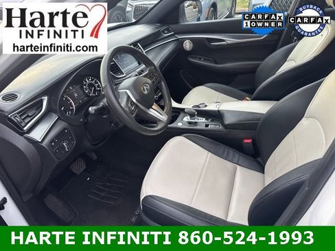 Certified 2023 INFINITI QX55 Essential image 11