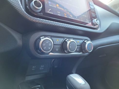 Used 2023 Nissan Kicks SV FWD image 32