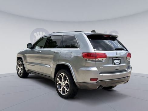 Used 2018 Jeep Grand Cherokee Limited AWD/4WD image 4