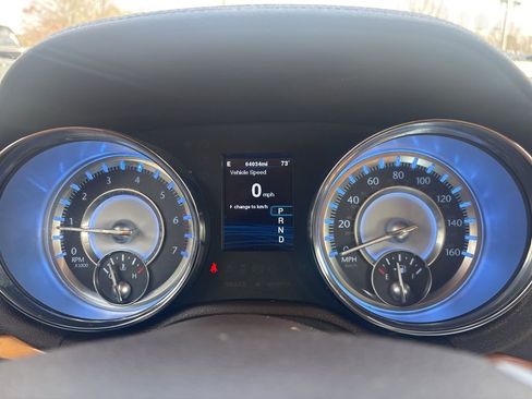 Used 2012 Chrysler 300 C image 22