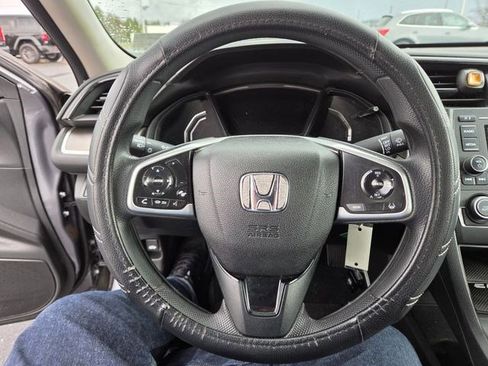 Used 2019 Honda Civic LX image 18