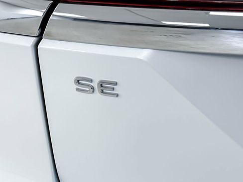 New 2026 Volkswagen Atlas SE FWD image 26