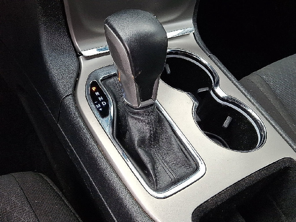 Used 2021 Jeep Grand Cherokee Laredo AWD/4WD image 15