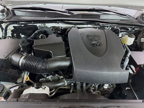 Used 2023 Toyota Tacoma TRD Sport w/ Advanced Technology Package image 27