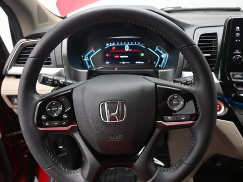 Used 2024 Honda Odyssey Touring image 20