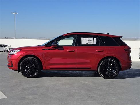 New 2026 Lincoln Corsair Reserve w/ Jet Appearance Package image 4