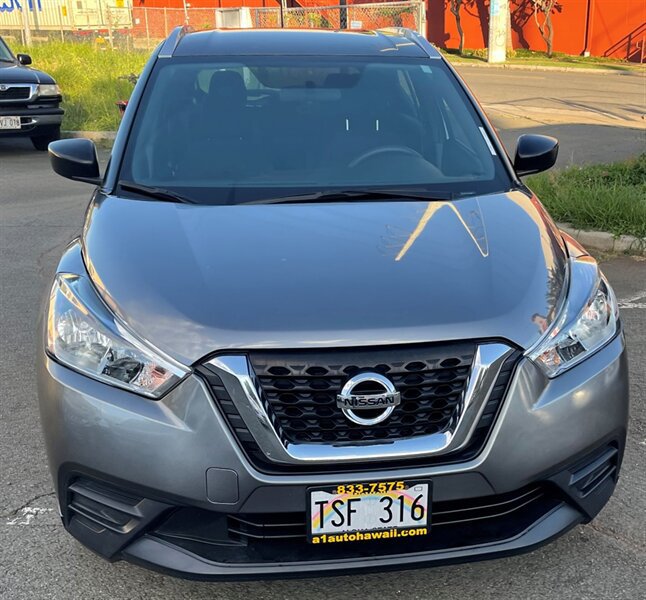 Used 2018 Nissan Kicks S FWD image 7