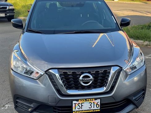 Used 2018 Nissan Kicks S FWD image 7