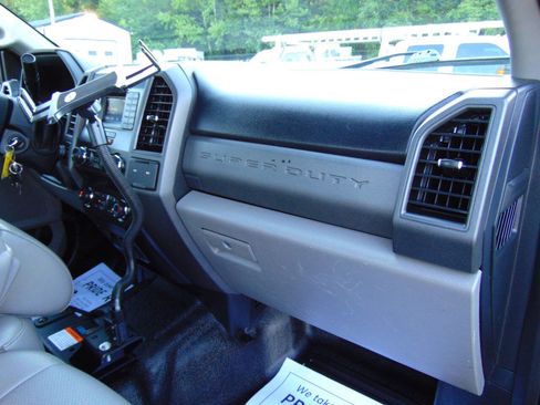 Used 2019 Ford F250 XL w/ XL Value Package AWD/4WD image 18
