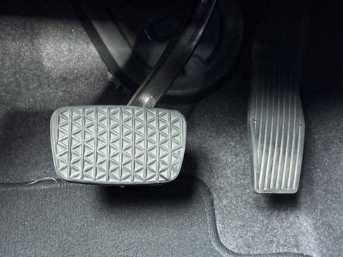 Used 2023 Chevrolet Malibu LT w/ Driver Confidence Package image 45