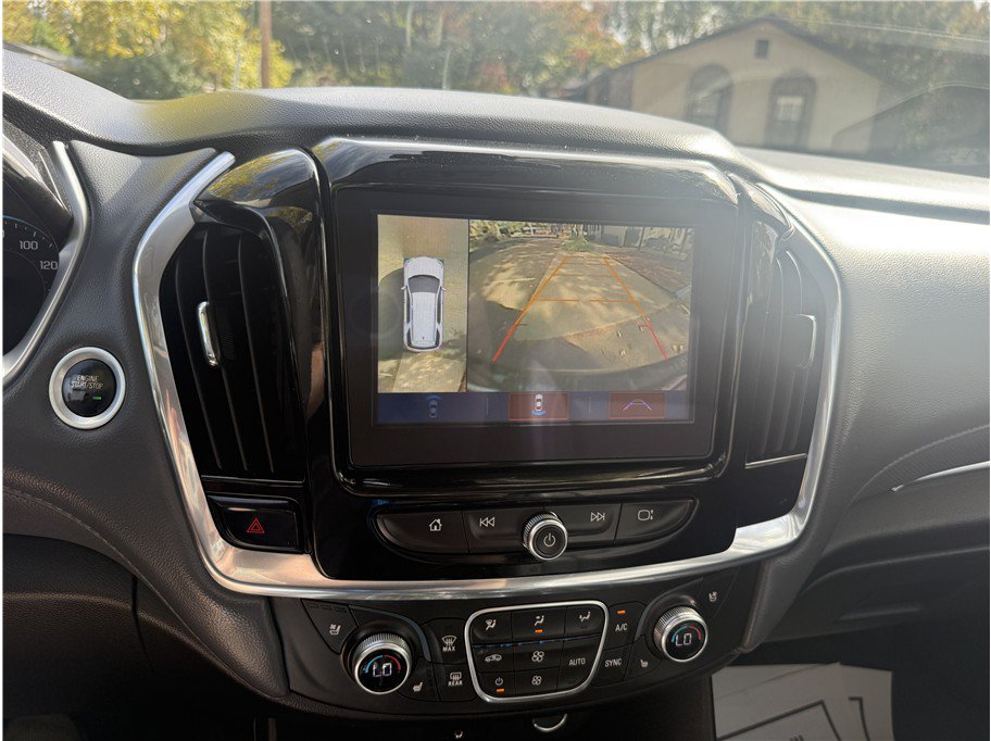 Used 2018 Chevrolet Traverse Premier AWD/4WD image 14