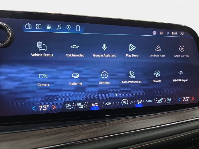 Used 2025 Chevrolet Suburban Premier AWD/4WD image 20