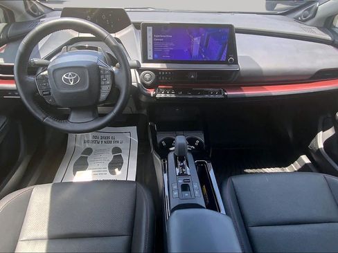 Used 2024 Toyota Prius Prime Premium FWD image 16